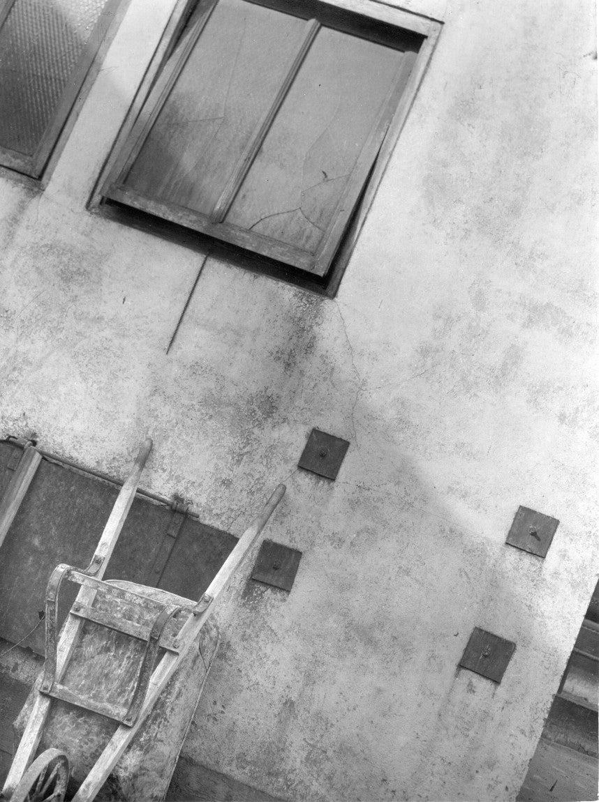 Laughlin, Quality of a Wall #2, 1934