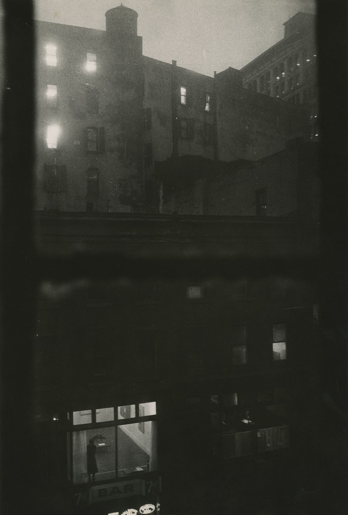 Cohen, 10th Street Gallery, (Tanager Gallery; Lois Dodd in window), 1959