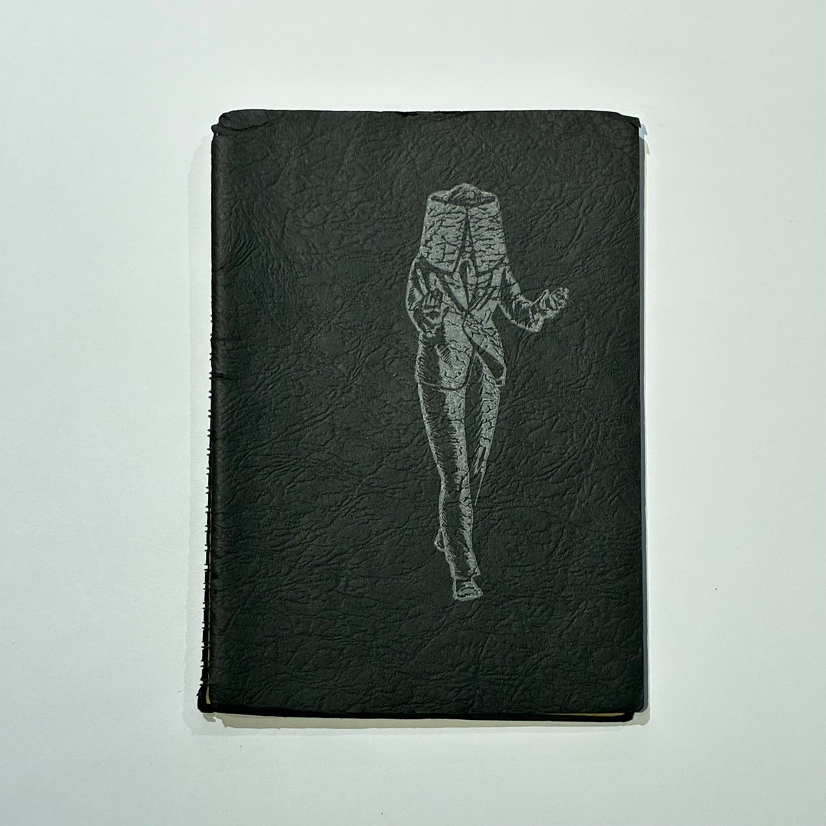 Patri, White Collar: A Novel in Linocuts